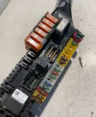 Mercedes-Benz GLE (W166 - C292) Fuse module A1665402350