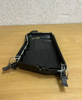 Mercedes-Benz E W212 Fuse box cover A2125400382 D6669