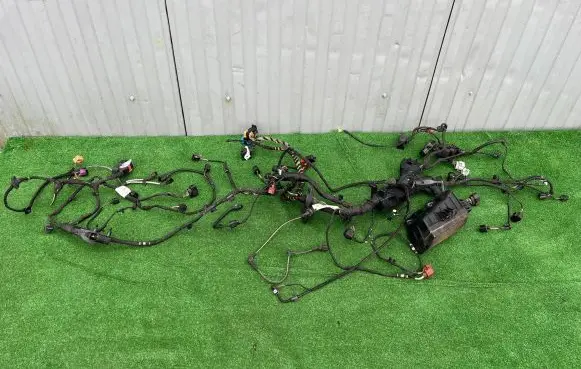 Volkswagen Golf VII Other engine bay part