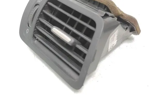 Volkswagen PASSAT B6 Dashboard side air vent grill/cover trim 3C2819702E 05772001