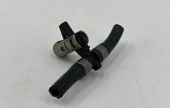 BMW X5 E70 Fuel return line/hose 13537799869 7799869
