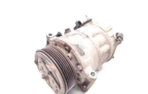 Land Rover Discovery 4 - LR4 Air conditioning (A/C) compressor (pump) 9X23-19D629-DB