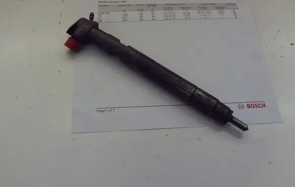 Chevrolet Cruze Fuel injector 28264952 25183185 Z20D1