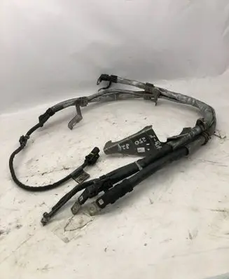 Mercedes-Benz E W213 Wires (starter motor) A2135401117