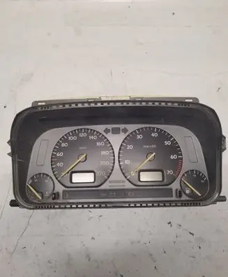 Volkswagen Golf III Speedometer (instrument cluster) 5392324740 5411004600