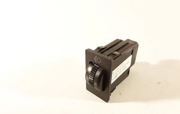 Toyota Corolla Verso AR10 Headlight level height control switch 8415202021 37139
