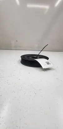 Nissan Qashqai+2 Crankshaft pulley