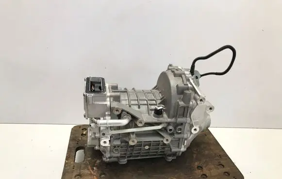Skoda Enyaq iV Electric car motor UWN EDD225279 K250411