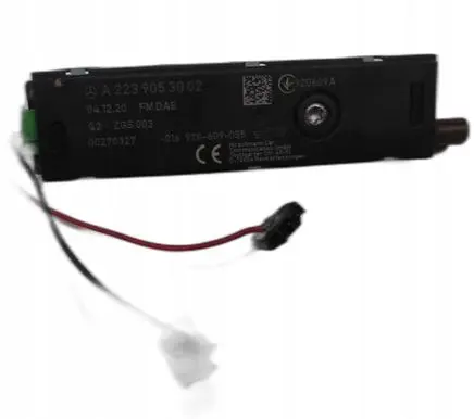 Mercedes-Benz S W223 Aerial antenna amplifier A2239053002