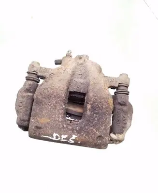 Toyota Auris 150 Front brake caliper