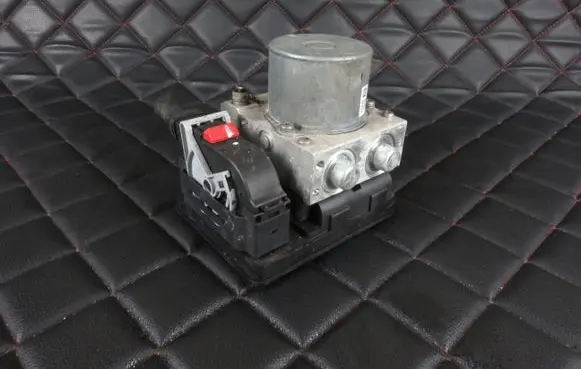 Seat Alhambra (Mk2) ABS Pump 5N0614109CR 54086984S A007P249