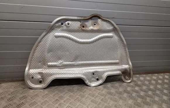 Audi Q3 F3 Exhaust heat shield 5QF825701D