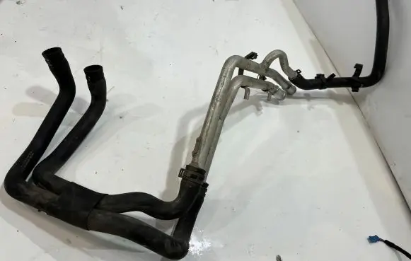 Porsche Cayenne (92A) Engine coolant pipe/hose 7P5121065