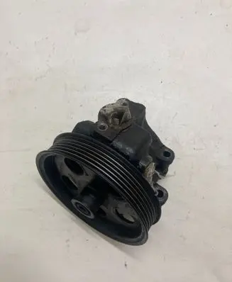 Ford Mondeo Mk III Power steering pump 1S7Q3A733AA