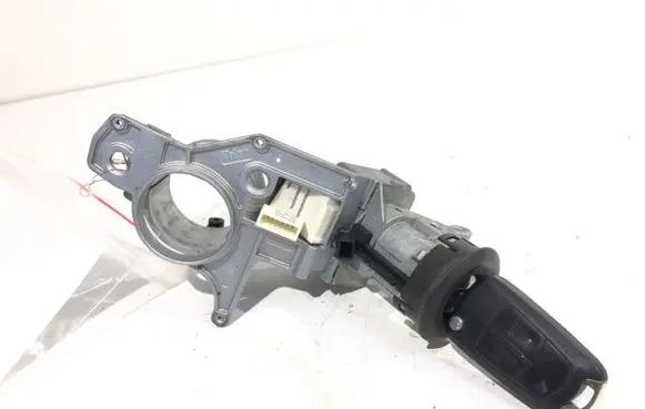 Opel Zafira B Ignition lock N0501882