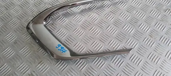 Peugeot 5008 II Front bumper lower grill 9811025877