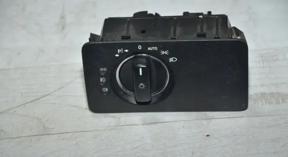 Light switch