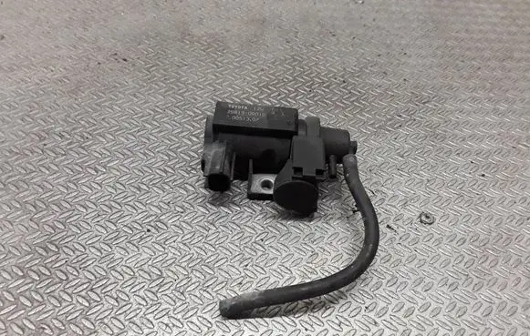 Toyota Avensis T250 Turbo solenoid valve 258190R010