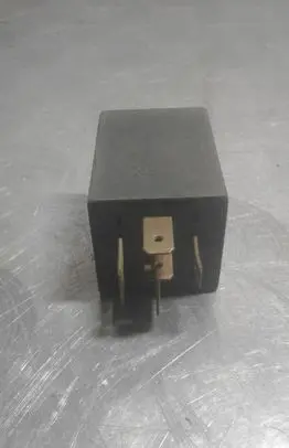 Opel Tigra A Other relay 90069864