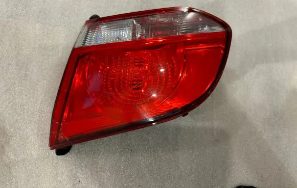 Volkswagen Golf VI Tailgate rear/tail lights 5K0945094J
