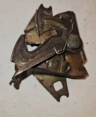 Volkswagen PASSAT B3 Engine bonnet/hood lock/catch 867823509