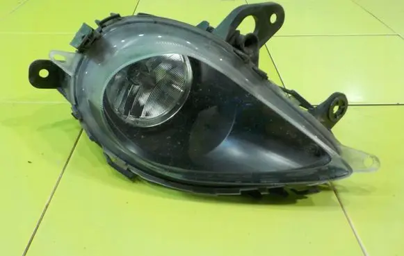 Opel Zafira C Front fog light 662588537 PRAWY