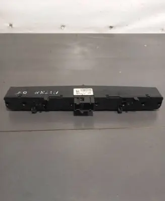 Opel Astra H Hazard light switch