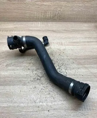 BMW 1 E81 E87 Engine coolant pipe/hose 7798869 7798899