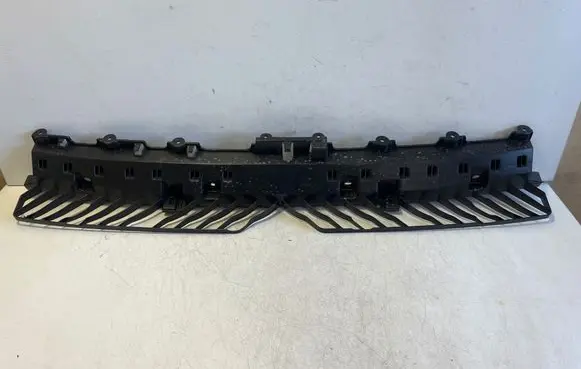 Volkswagen T-Roc Rear bumper mounting bracket 2GA807863A