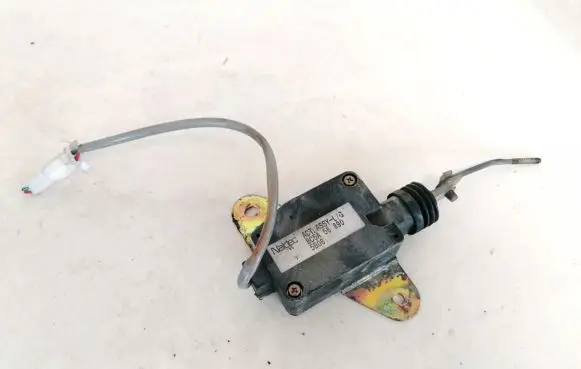 Mazda 323 Central locking motor bc5a56890