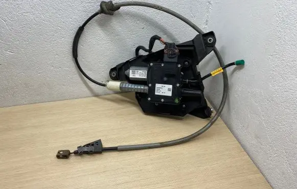 Peugeot 3008 I Hand brake/parking brake motor 9688061780 3053469 0204280126