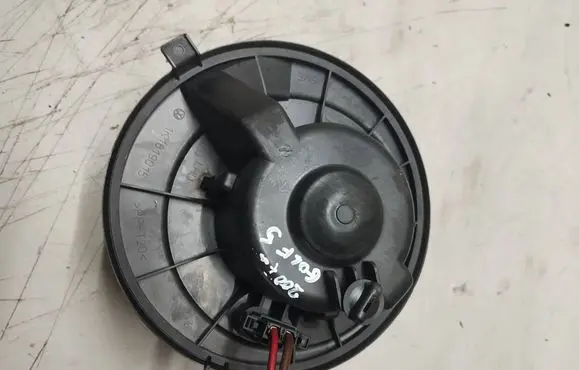 Volkswagen Golf V Heater fan/blower 1K1819015