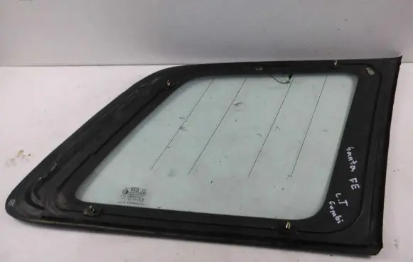 Hyundai Santa Fe Rear side window