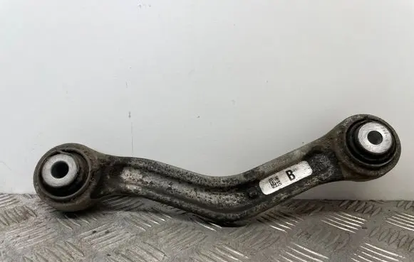 BMW 5 F10 F11 Rear upper control arm/wishbone 6779851