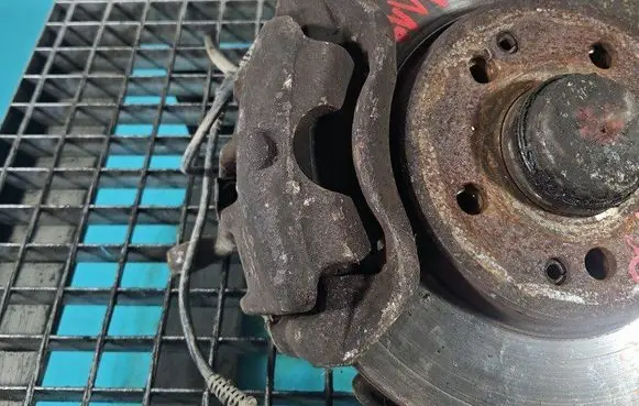 Mercedes-Benz E W124 Front brake caliper IMPRK1471123