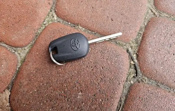 Ignition key/card