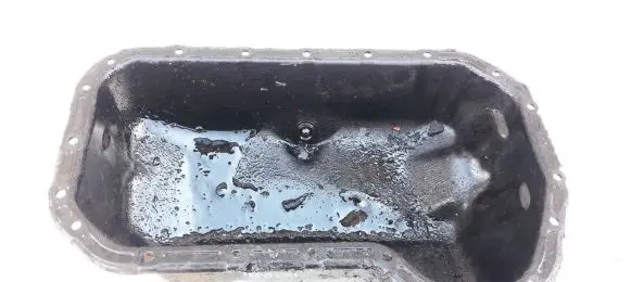 Volkswagen PASSAT B4 Oil sump