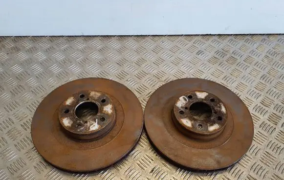 Subaru Impreza III Front brake disc