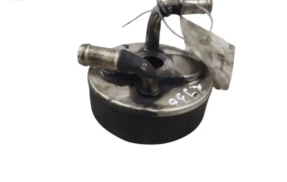 Toyota Avensis T250 Engine oil radiator 