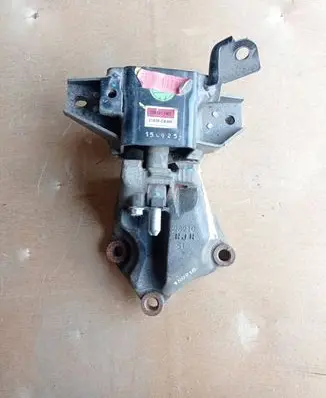 Hyundai i20 (GB IB) Engine mount bracket 21830C8300 15C9252