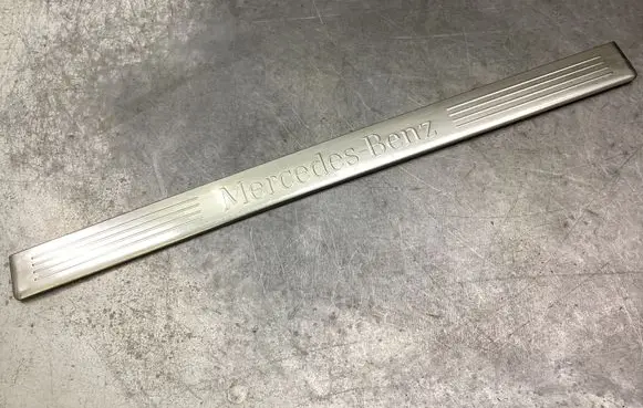 Mercedes-Benz CLS C218 X218 Front sill trim cover 2126860936