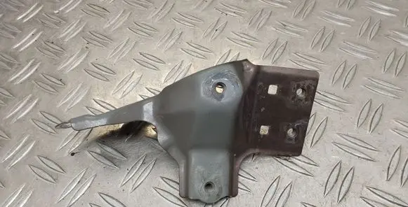 Toyota Prius+ (ZVW40) Fender mounting bracket