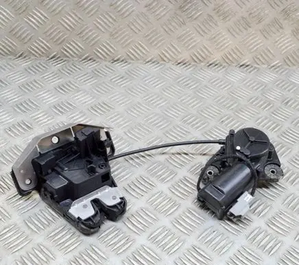 Volvo S90, V90 Tailgate/trunk/boot lock/catch/latch 31484599 A080105