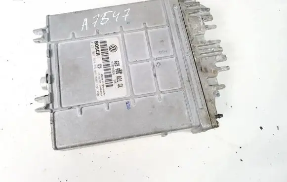 Volkswagen PASSAT B5 Engine control unit/module 028906021gk 0281001654