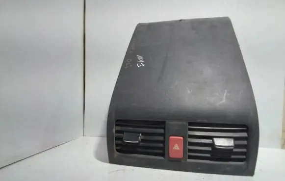 Honda Accord Dash center air vent grill