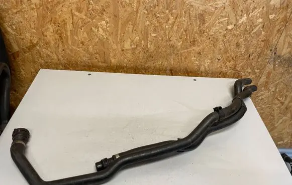 BMW 1 F20 F21 Engine coolant pipe/hose 9223587