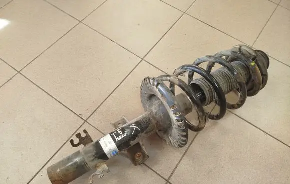 Volkswagen Multivan T5 Front shock absorber with coil spring 22140098