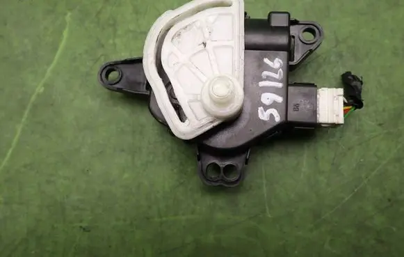 KIA Venga Air flap motor/actuator D267YN0AA01