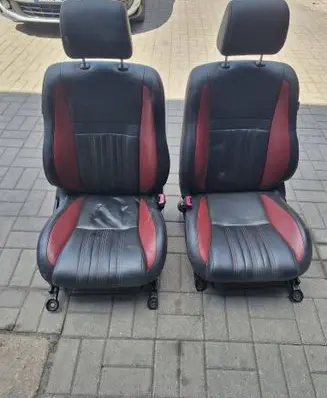 Toyota Hilux (AN10, AN20, AN30) Seat and door cards trim set