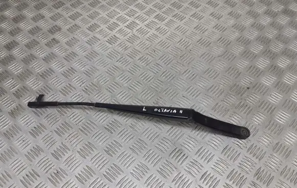 Skoda Octavia Mk2 (1Z) Front wiper blade arm 1Z1955409